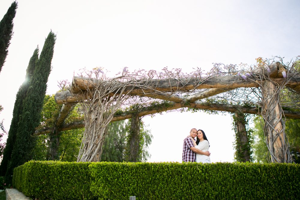 Southcoast-Winery-Engagement-Photography-07